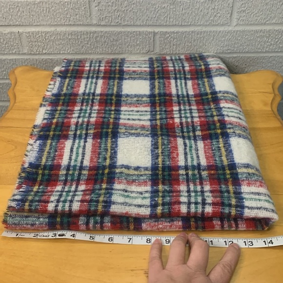 St Johns Bay Ivory Stewart Plaid Soft Wrap Shawl Hap Women's 76" x 28" NWT - Picture 5 of 8